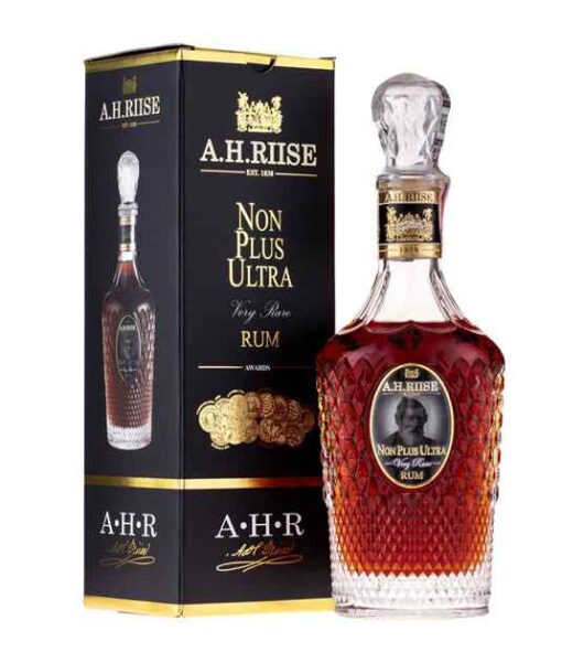 A.H. Riise Non Plus Ultra 42% 0,7l GB